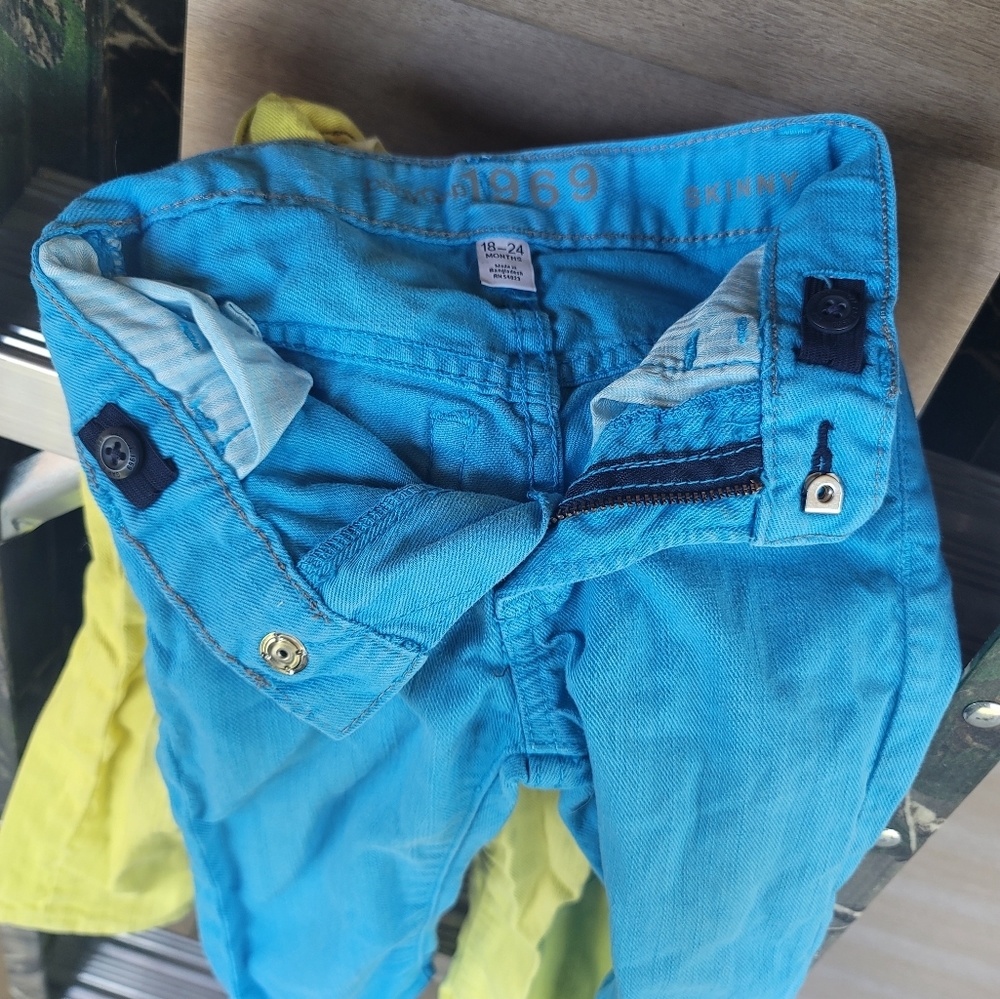 Baby Gap skinny jeans LOT one pair neon green the other neon blue 18-24mos - Picture 2 of 4
